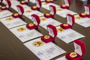 Тесты на золотой знак. Тесты на золотой знак.