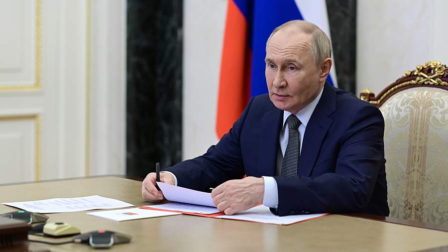 Президент Владимир Путин поручил сделать ежегодным налоговый вычет за прохождение диспансеризации и сдачу норм ГТО Президент Владимир Путин поручил сделать ежегодным налоговый вычет за прохождение диспансеризации и сдачу норм ГТО.