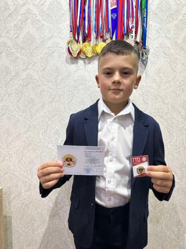 Жаров Данил выполнил нормативы ВФСК ГТО на золотой знак отличия Жаров Данил выполнил нормативы ВФСК ГТО на золотой знак отличия.
